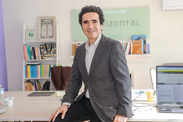 El llamado de Briones a avanzar en reducir la permisología: "Hay que entender que para volver a crecer no basta la buena voluntad"