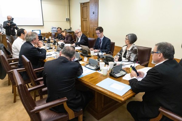 Hacienda entrega detalles de proyecto que busca reducir sobreendeudamiento: beneficiaría a 75 mil personas