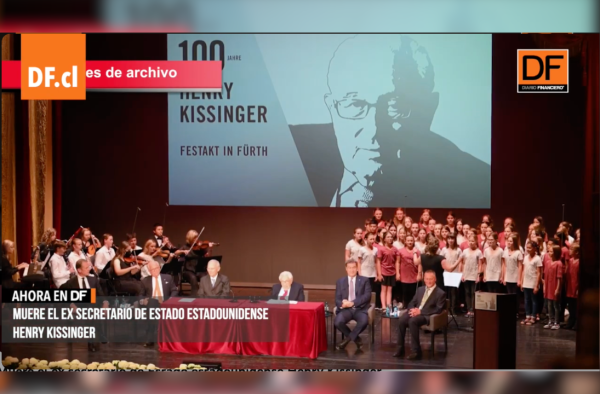 <p>Ahora en DF | El ex secretario de Estados Unidos, Henry Kissinger, fallece a los 100 años</p>