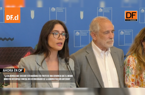 <p>Ahora en DF | Caso convenios: Vallejo y Montes se refieren al allanamiento de la PDI a oficinas del Minvu</p>