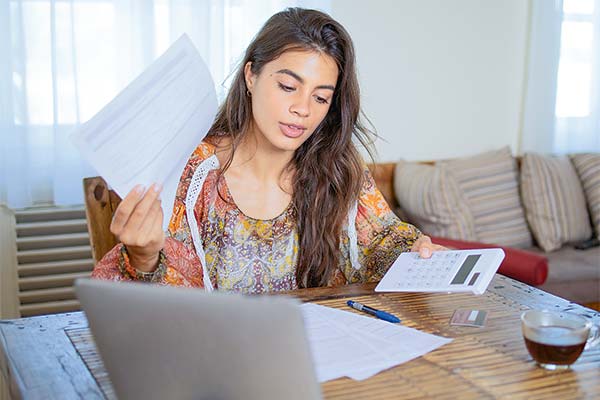 <p>Fondos conservadores, depósitos a plazo y criptos: las tendencias de inversión de los jóvenes chilenos</p>