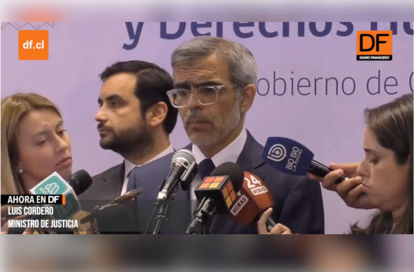 <p>Ahora en DF | Cordero a las isapres: "Si desean una condonación de la obligación impuesta por la Corte, lo más transparente es decirlo"</p>