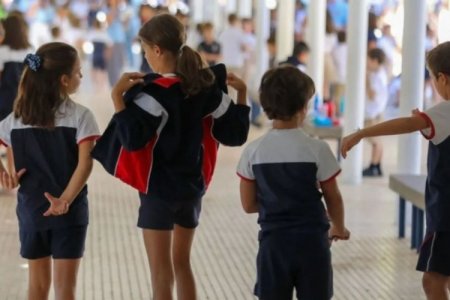 Argentina: inflación golpea la puerta de los colegios y universidades