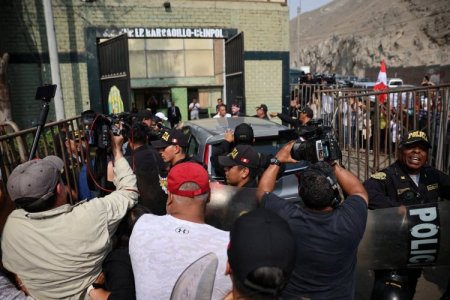Perú: Alberto Fujimori sale en libertad tras polémico indulto
