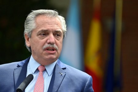 La despedida de Alberto Fernández a los trabajadores de la Casa Rosada: "Estamos dejando un país que está funcionando"