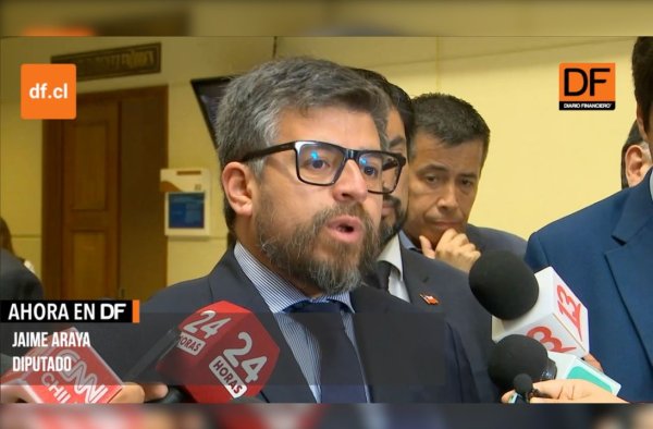 <p>Ahora en DF | Diputados por crisis de las isapres: “Es impresentable que el Gobierno pretenda hacer un perdonazo”</p>