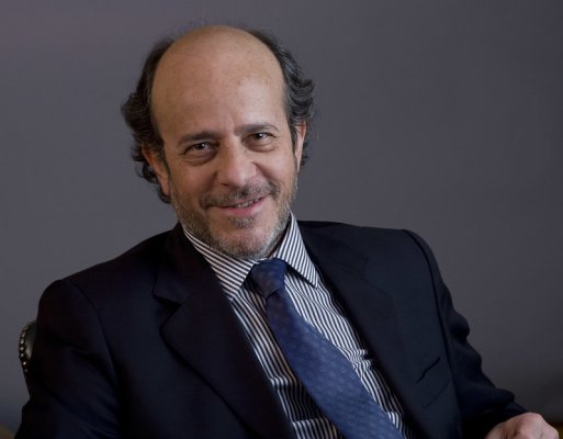 Cambio en grupo Luksic: Jorge Bande deja directorio de Antofagasta plc tras 9 años