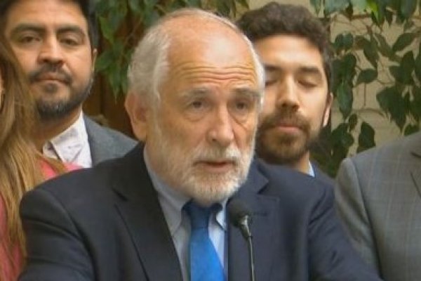 <p>Tras dichos de Tatiana Rojas oposición cierra filas: Boric saca a Montes o el ministro enfrentará una acusación constitucional</p>