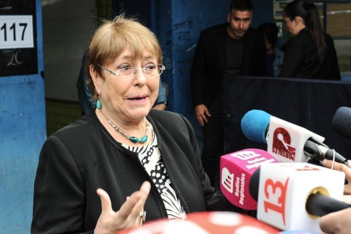 <p>Plebiscito 17-D: ¿qué han dicho los exPresidentes luego de emitir su voto?</p>