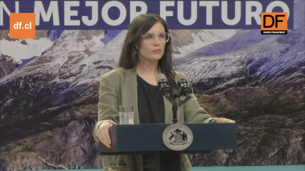 <p>Ahora en DF | Vallejo tras triunfo del "en contra": “La política chilena ha quedado en deuda"</p>