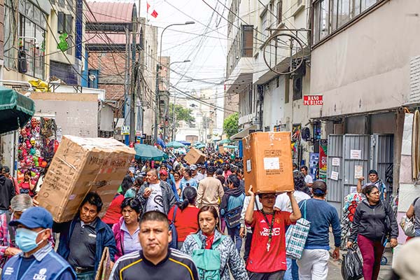 OIT destaca repunte del empleo en la región, pero advierte sobre informalidad