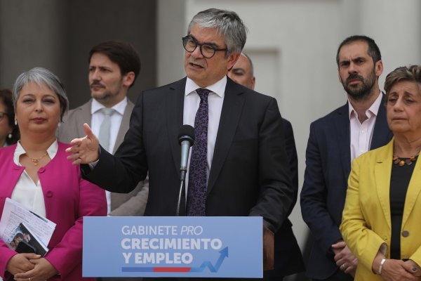 Marcel acota medidas de pacto: en enero instalará mesa por Impuesto a la Renta y cambios a impuestos verdes se retrasan