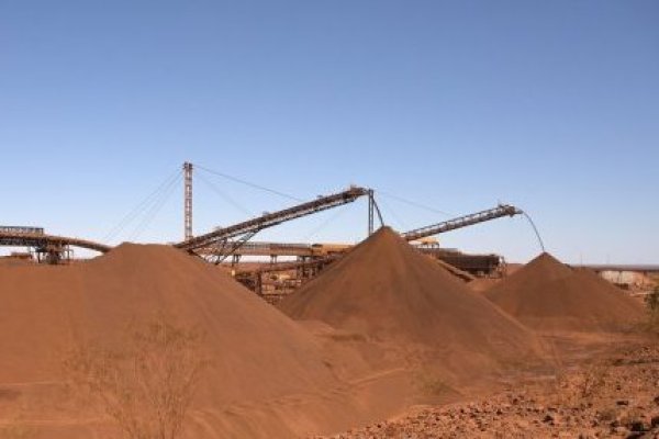 Hierro: Mineral supera los US$140 por tonelada, máximo de junio de 2022, por optimismo sobre China