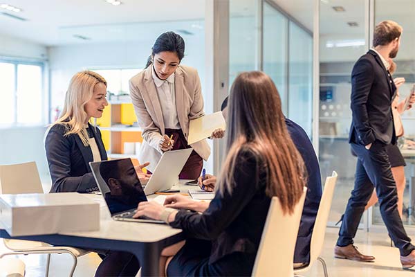 La receta que no pasa de moda si quiere ser jefe: liderazgo, comunicación y empatía
