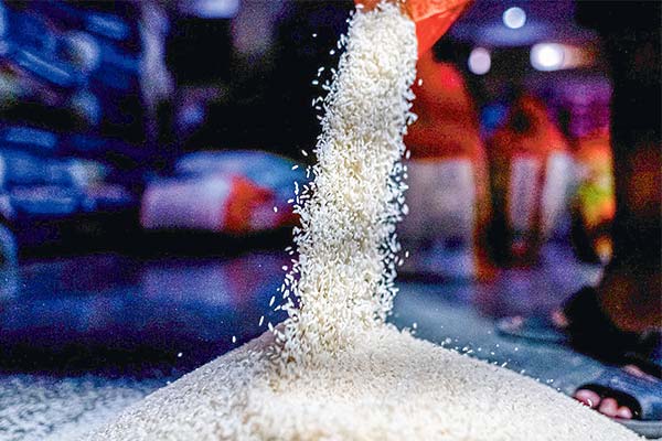 Arroz: Precios tocan un máximo en 15 años por preocupaciones sobre seguridad alimentaria