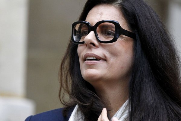 Heredera francesa, la primera mujer en amasar una fortuna de US$100 mil millones