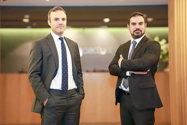 Altos patrimonios locales retoman interés por Chile y comienzan tímido retorno hacia el país