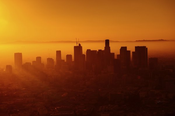 FT: récords de temperaturas cayeron "como fichas de dominó" en el año más caluroso de la historia
