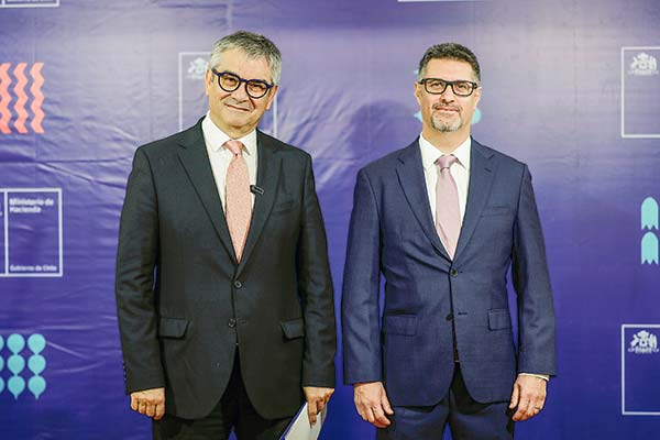 <p>El ministro de Hacienda, Mario Marcel, presentó este martes a Claudio Soto como candidato al Consejo del Banco Central. Foto: Ministerio de Hacienda</p>