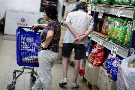 Inflación en Argentina toca nuevo máximo: 25,5% en diciembre, la cifra más alta desde 1991