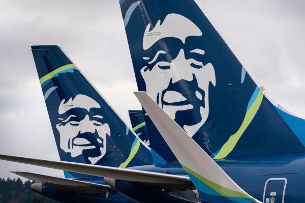 <p>Pasajeros del vuelo de Alaska Airlines demandan a Boeing tras el incidente del 737 Max 9</p>