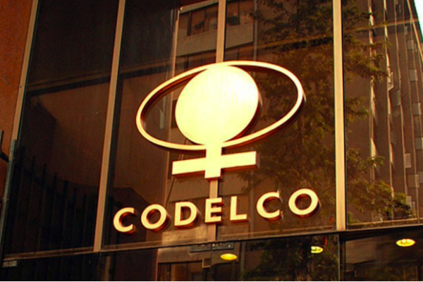 Codelco logra acuerdo en negociación anticipada con sindicato de profesionales de Chuquicamata