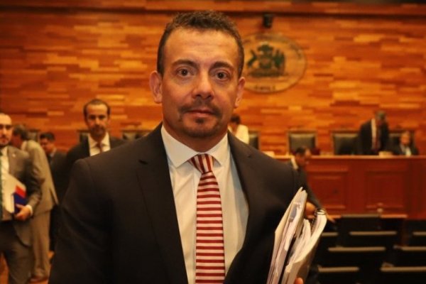 <p>Alejandro Charme, asesor de Chile Vamos, advierte que con fórmula de 3% y 3% "el Seguro Social casi no existe”</p>
