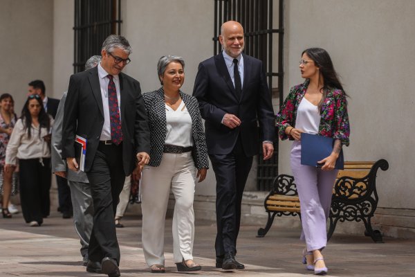 <p>Comisión de Trabajo despacha a Hacienda reforma previsional con nueva fórmula del Gobierno para destrabar 6% de cotización</p>