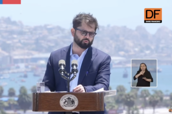 <p>Ahora en DF | Gobierno anuncia licitación de planta desaladora en Coquimbo para abordar crisis hídrica</p>