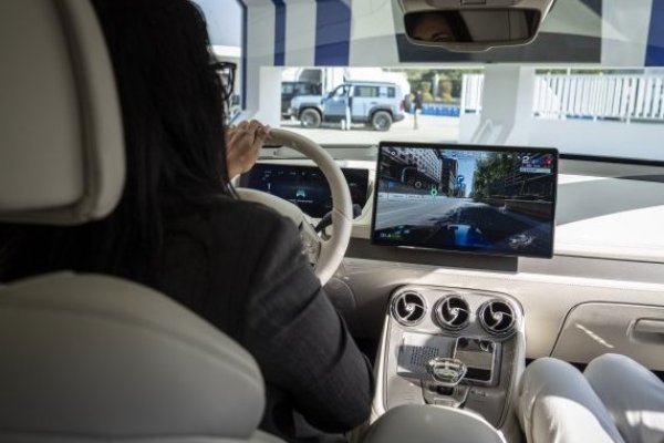 BYD planea invertir US$ 14 mil millones en equipamiento para autos eléctricos más inteligentes