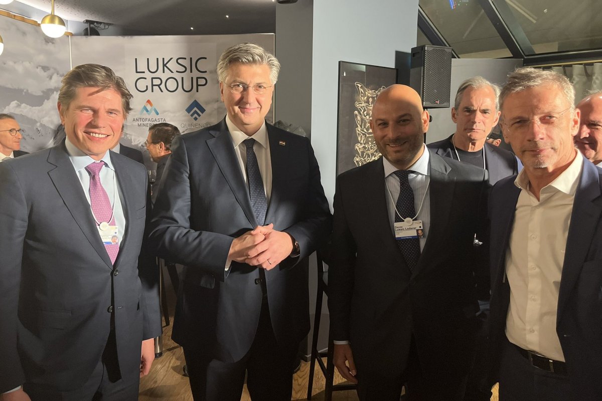 <p>El paso adelante del Grupo Luksic en Davos</p>