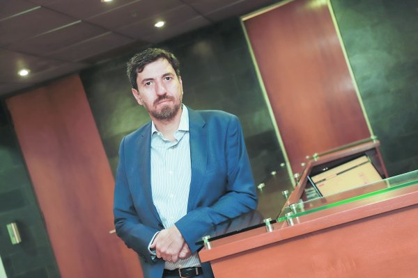 <p>Sebastián Cerda, economista y socio de Econsult: "Si el objetivo primordial es el crecimiento, no es el momento de ser conservador"</p>