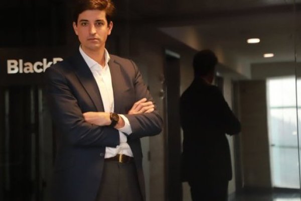 <p>Especialista de activos alternativos de BlackRock: "Nos parece muy atractivo el sector de infraestructura en Chile</p>