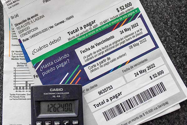 Cuentas de la luz: Transmisoras pide congelar tarifas del segmento y senadores alistan votación este lunes