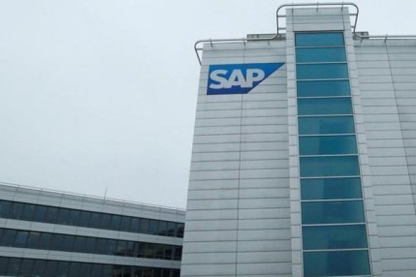 Acciones de SAP tocan máximo histórico tras la reestructuración de 8 mil puestos de trabajo para desarrollar IA