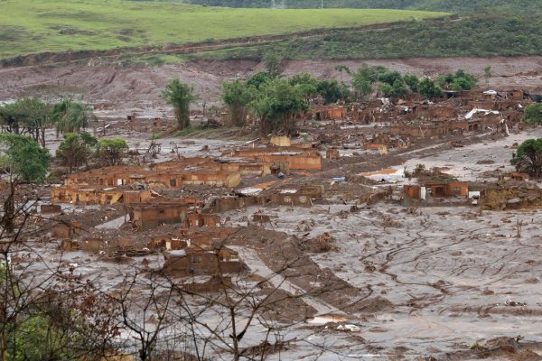 <p>Vale y BHP son condenadas a pagar US$ 9.700 millones por el desastre de una represa en Brasil en 2015</p>