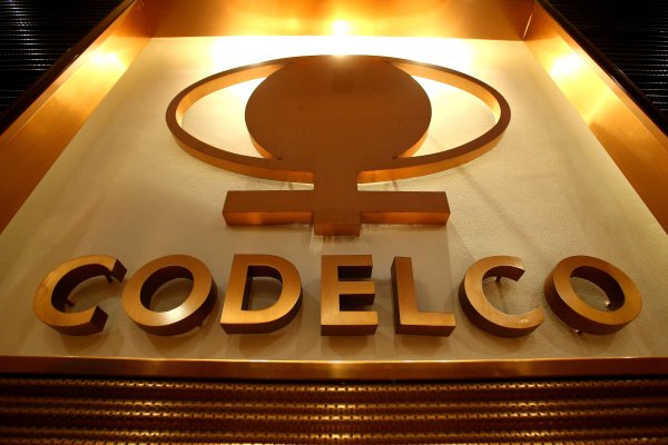Codelco paga un alto precio por aumentar la carga de la deuda para financiar proyectos que superan el presupuesto