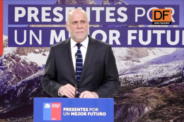 <p>Ahora en DF | Elizalde responde a camioneros: "Un mejor Chile no se construye a través de ultimátum, sino que a través del diálogo"</p>