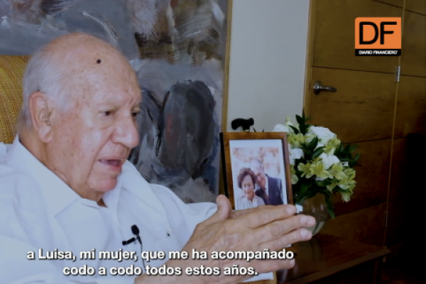 <p>Ahora en DF | El expresidente Ricardo Lagos anuncia su retiro de la política activa</p>