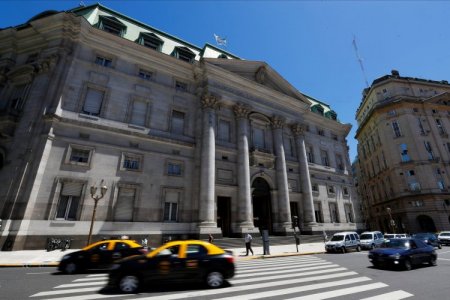 Argentina en el ojo de los inversionistas por cómo trata la discusión de la Ley Ómnibus