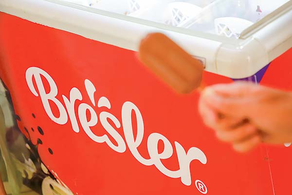 Antiguo operador de heladerías Bresler gana batalla a Unilever, y las partes siguen enfrentadas