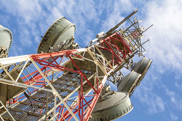<p>Subtel frena cobro de los US$ 50 millones a WOM mientras se realiza negociación en el Ciadi</p>