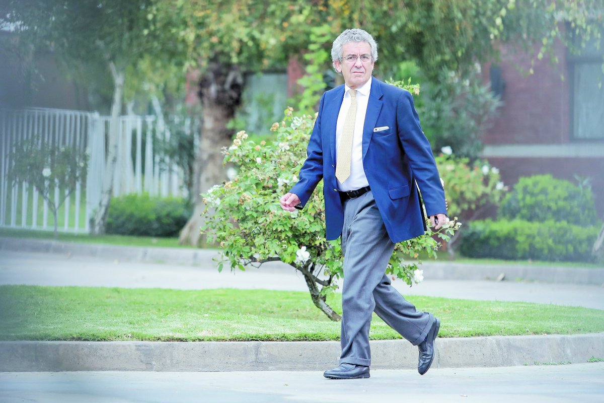 <p>León Vial entra al brazo financiero de AD Retail</p>