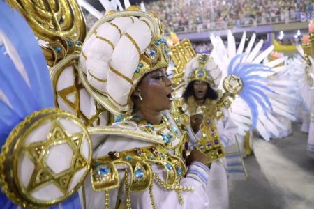 Economía de Brasil se prepara para el impulso del Carnaval tras batir récord en turismo internacional en 2023