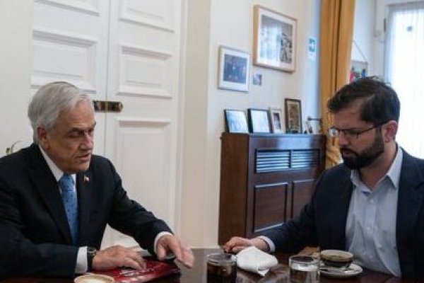 <p>El último diálogo entre Boric y Piñera</p>