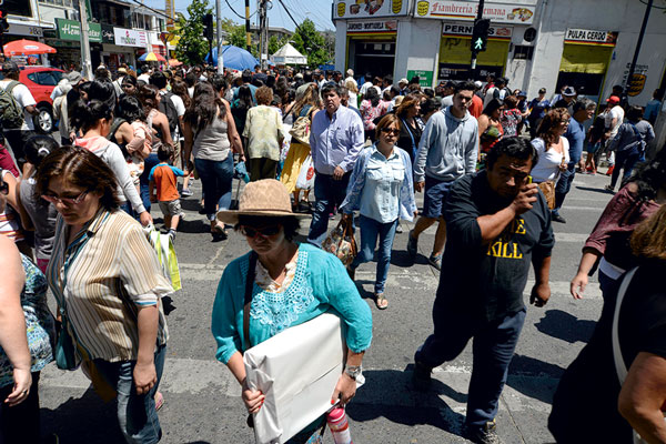Ingreso imponible promedio de cotizantes de las AFP registra incremento de 9,6% en un año