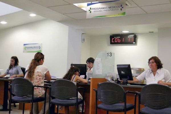 Isapres: expertos alertan por alza de la deuda en últimos meses y rebaten actuales cálculos