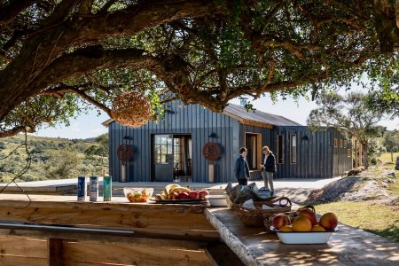 María Justa: el restaurante de dos argentinos que mezcla gastronomía y arte, pero en Uruguay