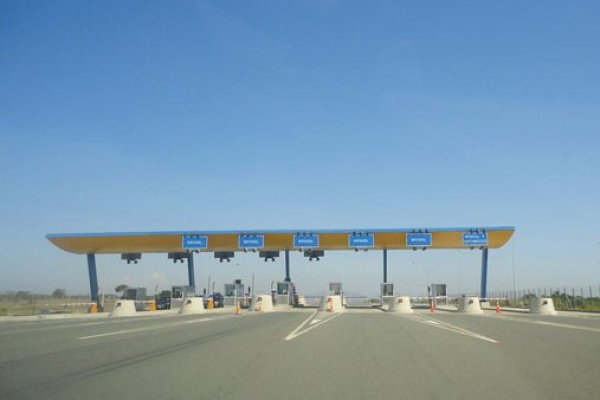 <p>Subieron los costos del transporte en el país en enero impulsados por los peajes</p>