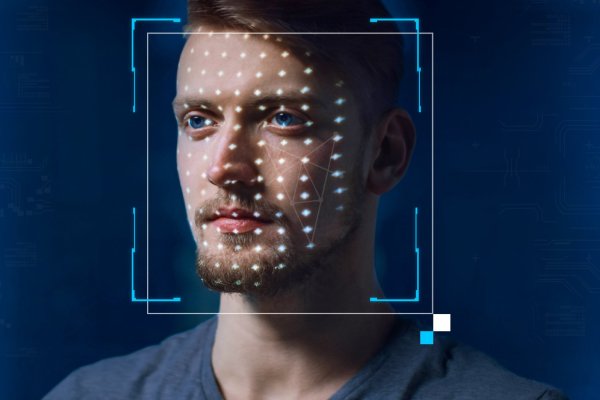 Ataques con deepfakes, videos que intercambian caras con IA, ganan terreno en Latinoamérica